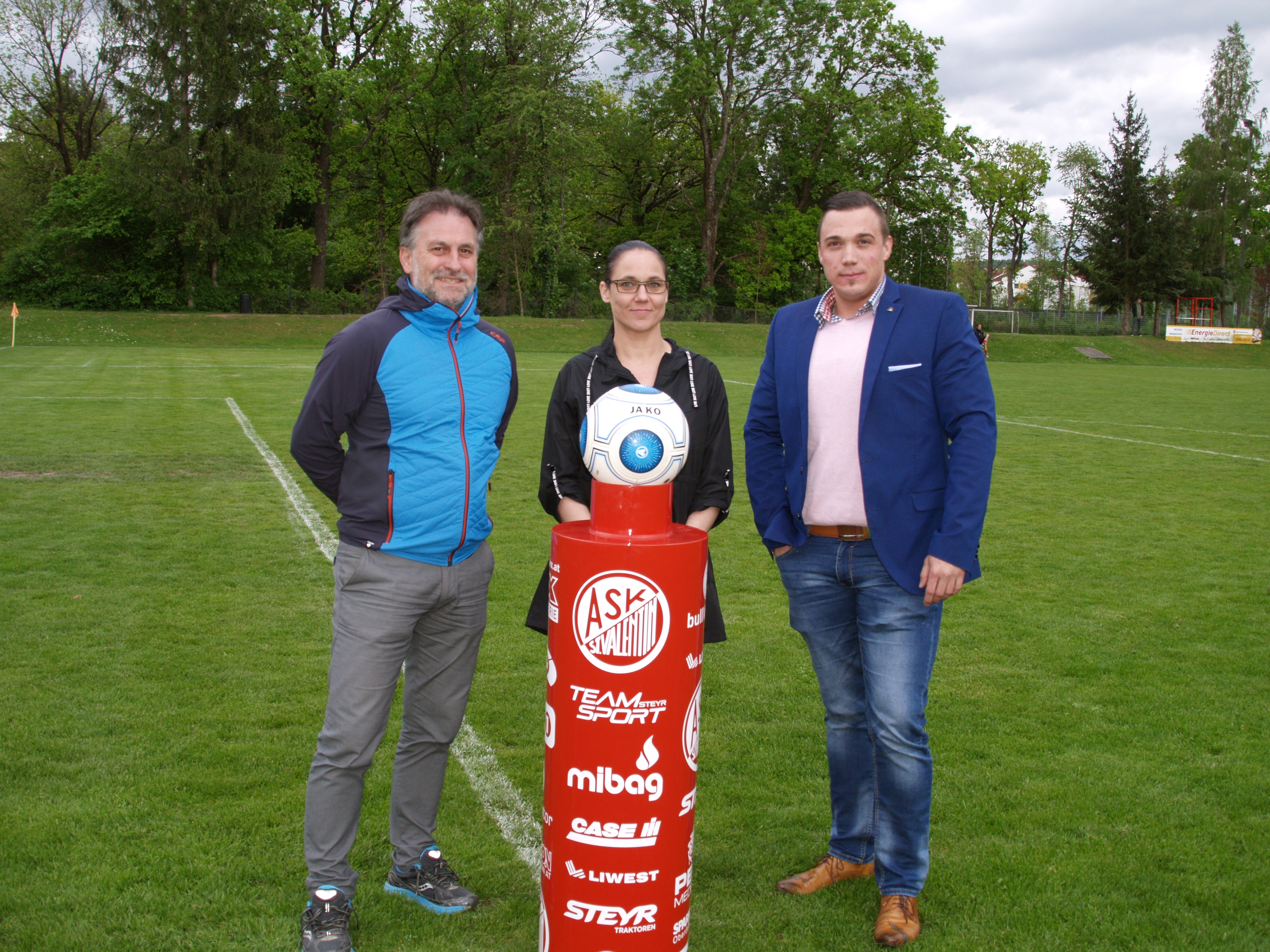 01 Ehrenanstoss ASK vs Edelweiss Linz 11 05 2019